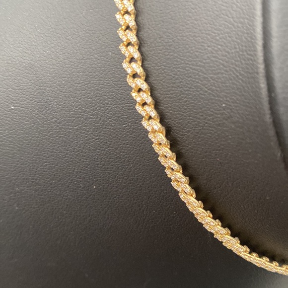 Adina’s NWOT Baby Pavé Cuban Link Choker - Picture 4 of 6